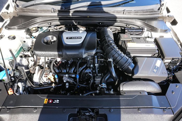 2019 Hyundai Elantra Sport