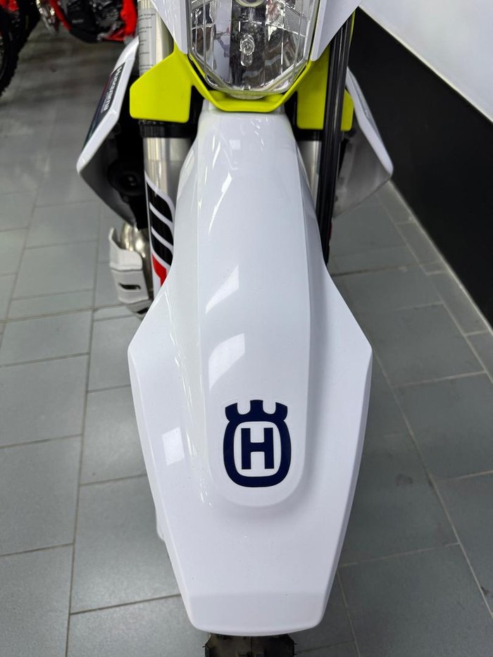 2023 Husqvarna TE 300i TE300 White