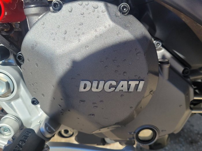 2019 DUCATI HYPERMOTARD 950 (RED) R