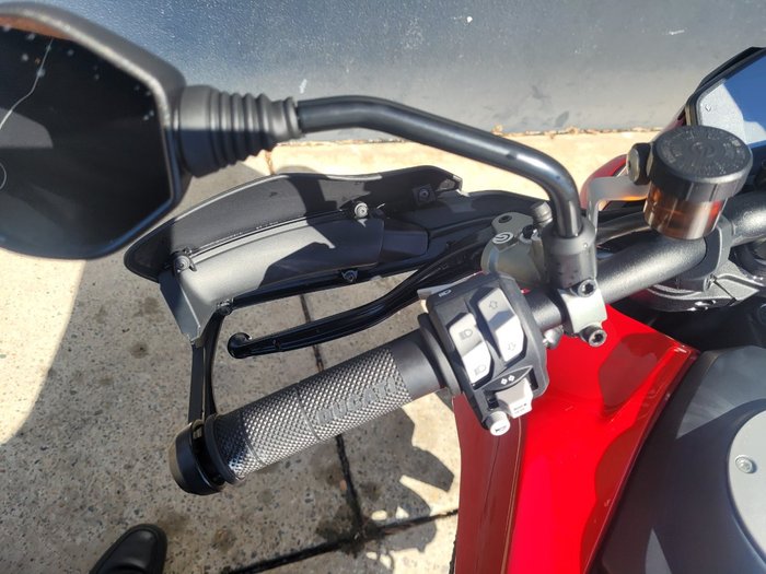 2019 DUCATI HYPERMOTARD 950 (RED) R