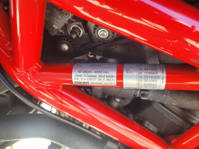 2019 DUCATI HYPERMOTARD 950 (RED) R