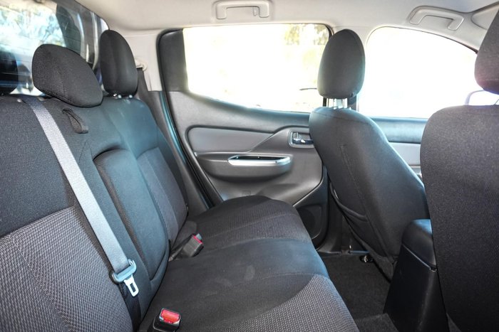 2015 Mitsubishi Triton GLS