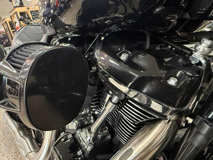 2022 Harley-Davidson Road King Special 114 (FLHRXS) Touring Black