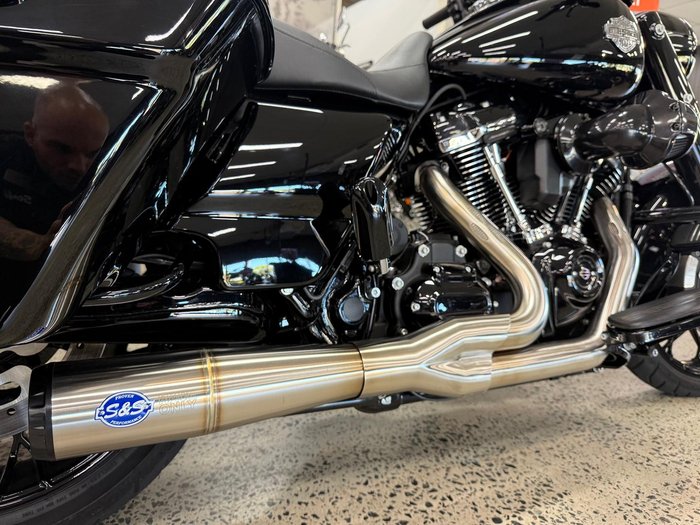 2022 Harley-Davidson Road King Special 114 (FLHRXS) Touring Black