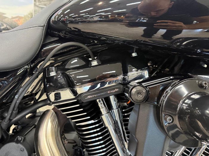 2022 Harley-Davidson Road King Special 114 (FLHRXS) Touring Black