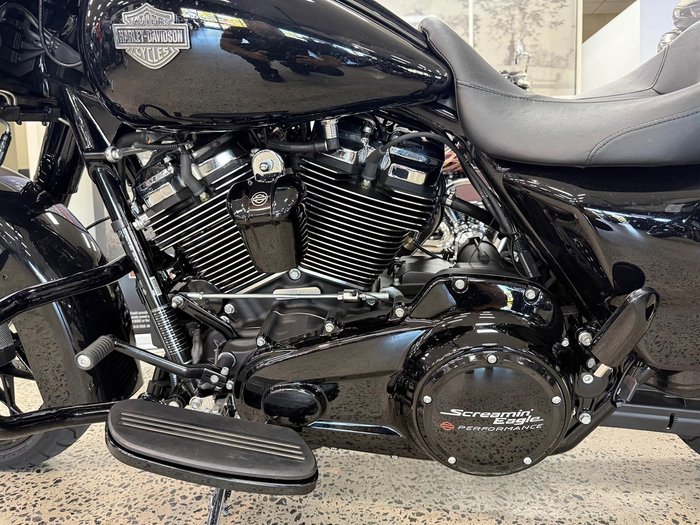 2022 Harley-Davidson Road King Special 114 (FLHRXS) Touring Black