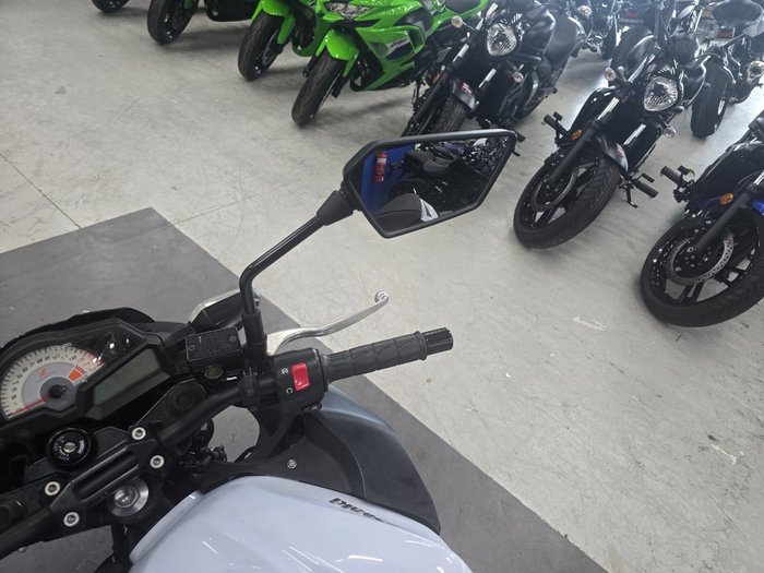 2016 Kawasaki Z300 ABS SE (LAMS) WHITE/GOLD SE