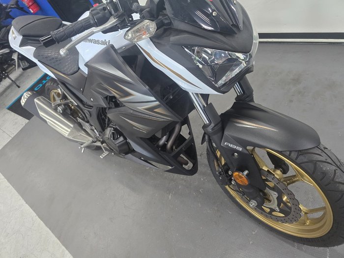 2016 Kawasaki Z300 ABS SE (LAMS) WHITE/GOLD SE