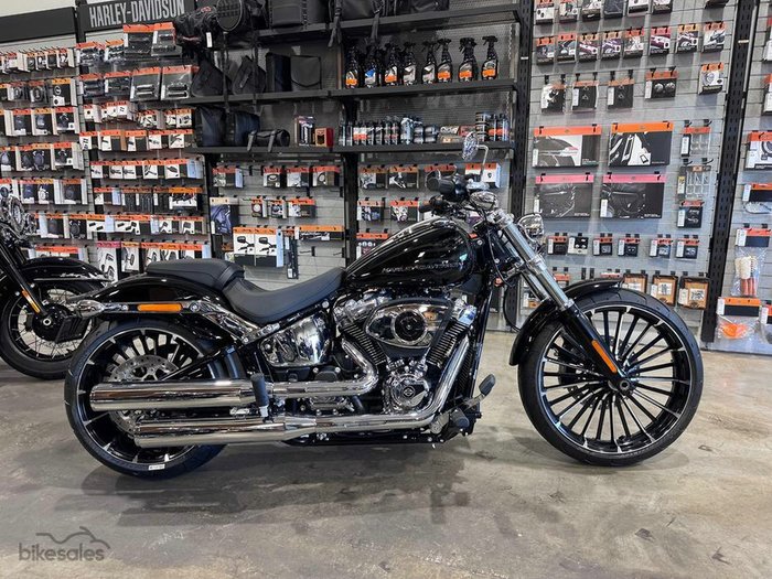 HARLEY-DAVIDSON BREAKOUT 117 (FXBR) ROAD SOFTAIL