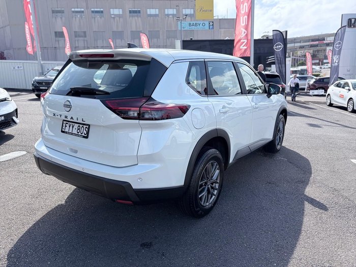 2026 Nissan X-TRAIL ST