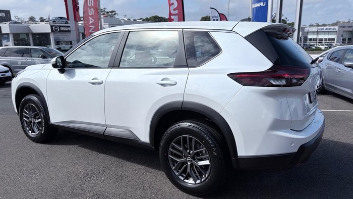 2026 Nissan X-TRAIL ST