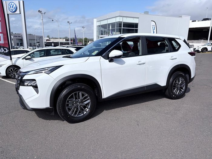 2026 Nissan X-TRAIL ST