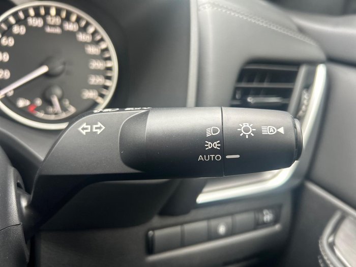 2026 Nissan X-TRAIL ST