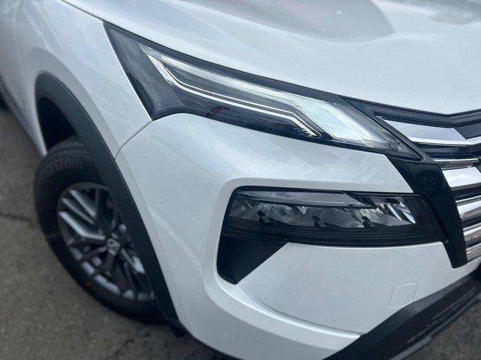 2026 Nissan X-TRAIL ST