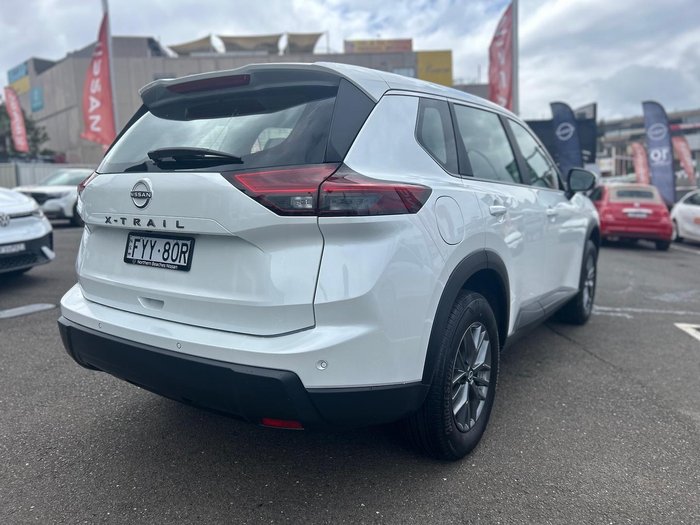 2026 Nissan X-TRAIL ST