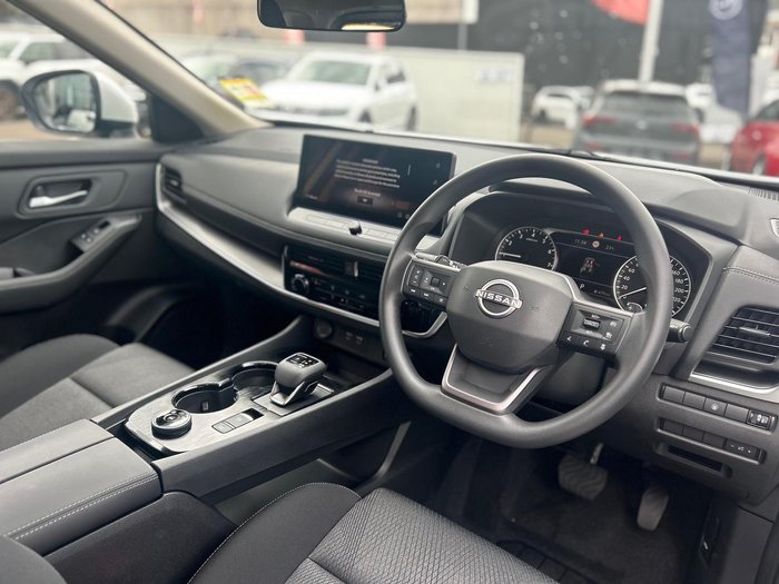 2026 Nissan X-TRAIL ST