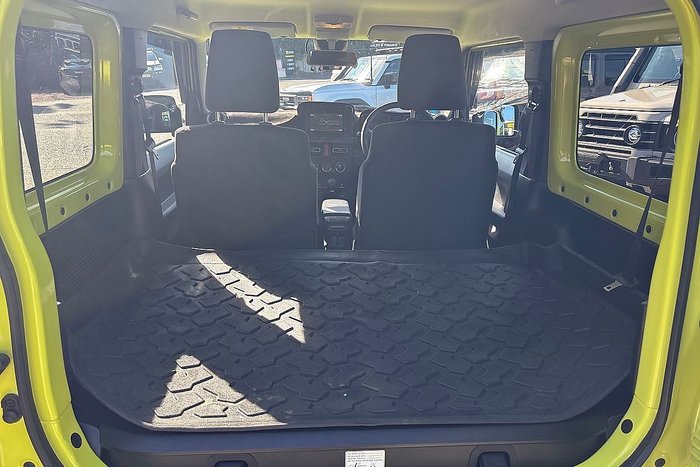 2023 Suzuki Jimny GLX