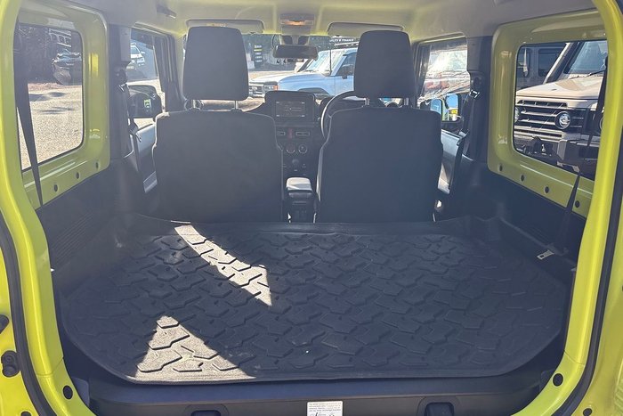 2023 Suzuki Jimny GLX