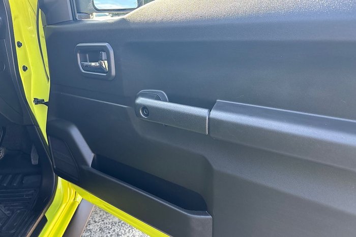 2023 Suzuki Jimny GLX