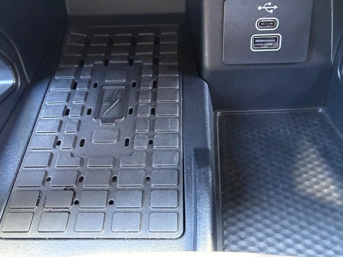 2024 Ford Everest Trend