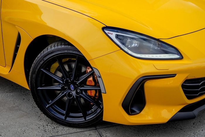 2025 Subaru BRZ tS Kiiro