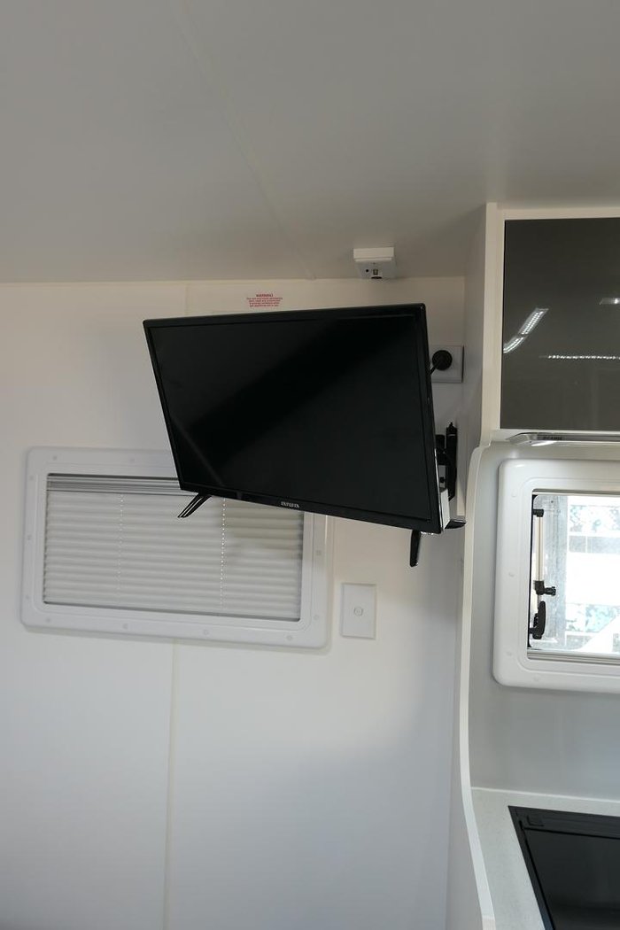 2022 New Age Caravans Road Owl Ro21be Bunks Ensuite