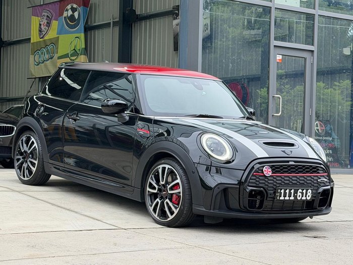 2023 MINI Hatch John Cooper Works Classic F56 LCI-2 Midnight Black II