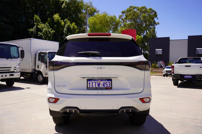 2025 Isuzu MU-X LS-T