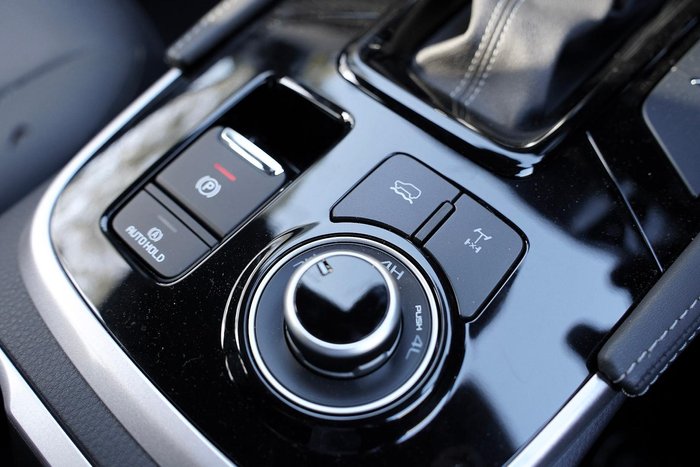 2025 Isuzu MU-X LS-T