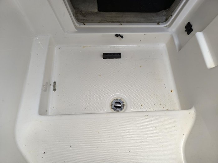 2005 Trophy 2502 WALKAROUND