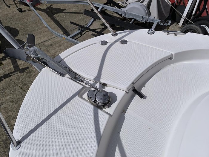 2005 Trophy 2502 WALKAROUND