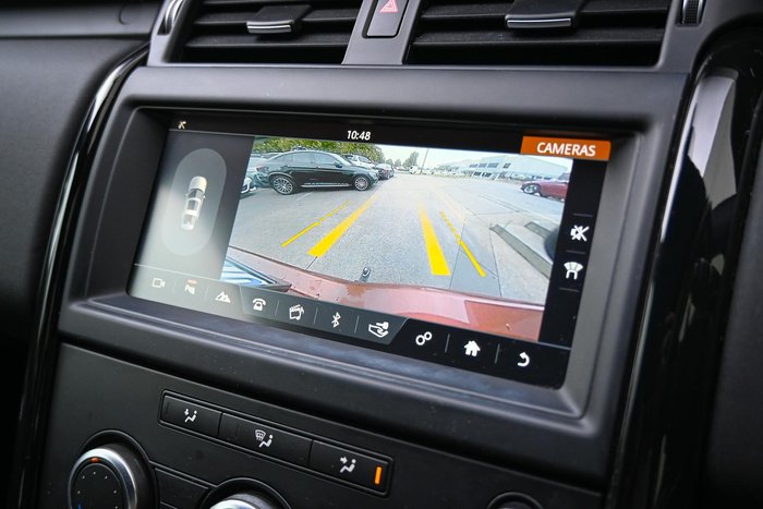 2020 Land Rover Discovery SD6 S