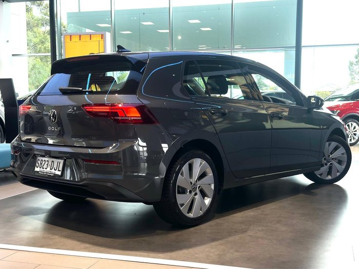 2025 Volkswagen Golf 110TSI Life