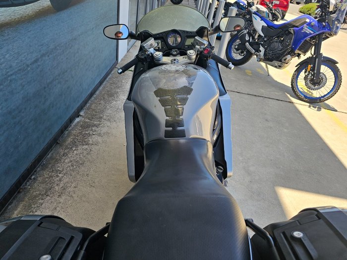 2006 Honda CBR1100XX (SUPER BLACKBIRD) Silver