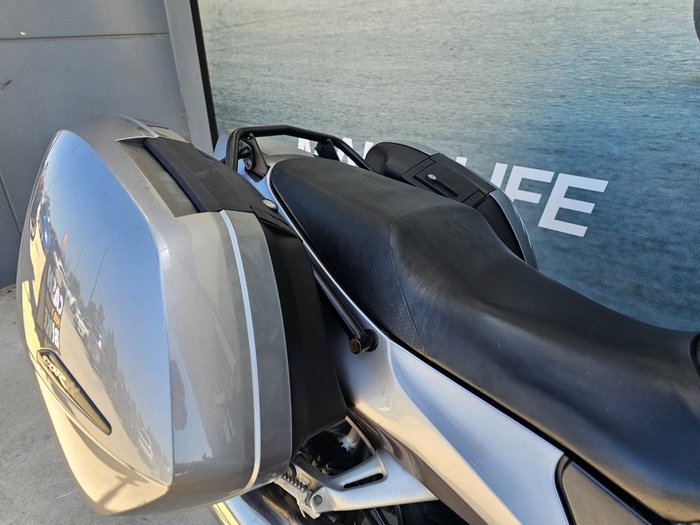 2006 Honda CBR1100XX (SUPER BLACKBIRD) Silver