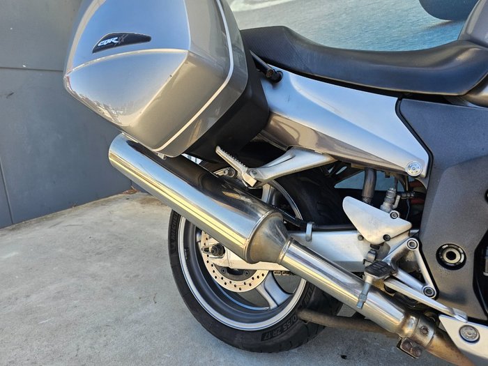 2006 Honda CBR1100XX (SUPER BLACKBIRD) Silver