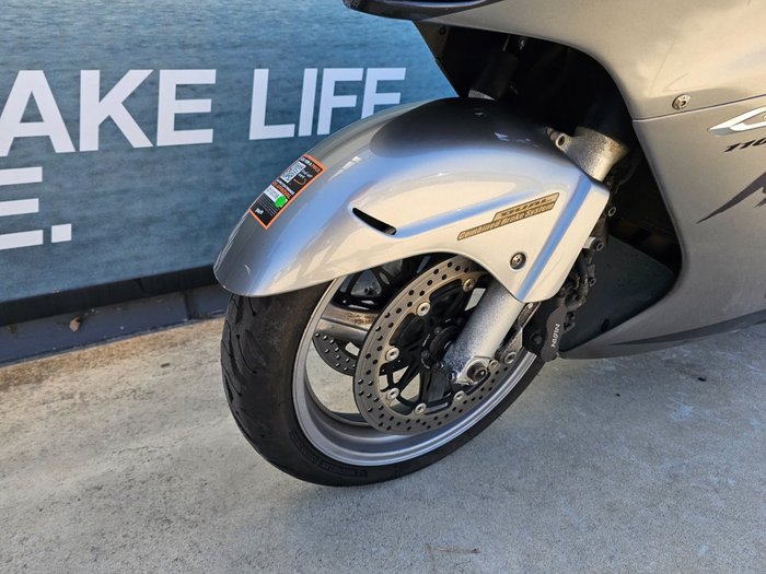 2006 Honda CBR1100XX (SUPER BLACKBIRD) Silver