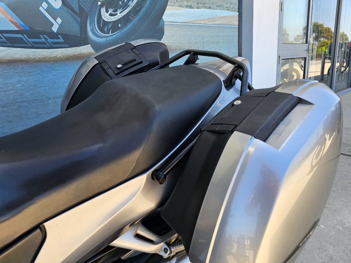 2006 Honda CBR1100XX (SUPER BLACKBIRD) Silver