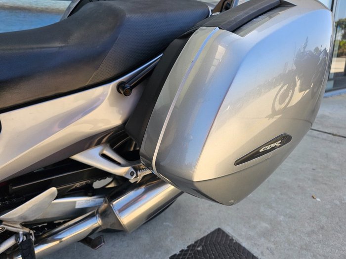 2006 Honda CBR1100XX (SUPER BLACKBIRD) Silver