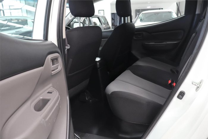 2017 Mitsubishi Triton GLX MQ MY17 4x2 White