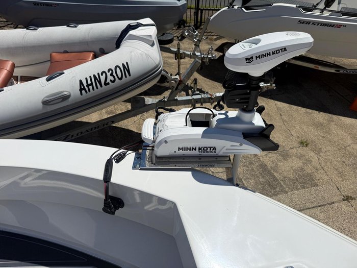 2022 Cruise Craft F360S