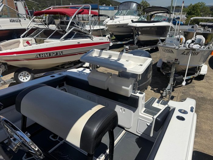 2022 Cruise Craft F360S