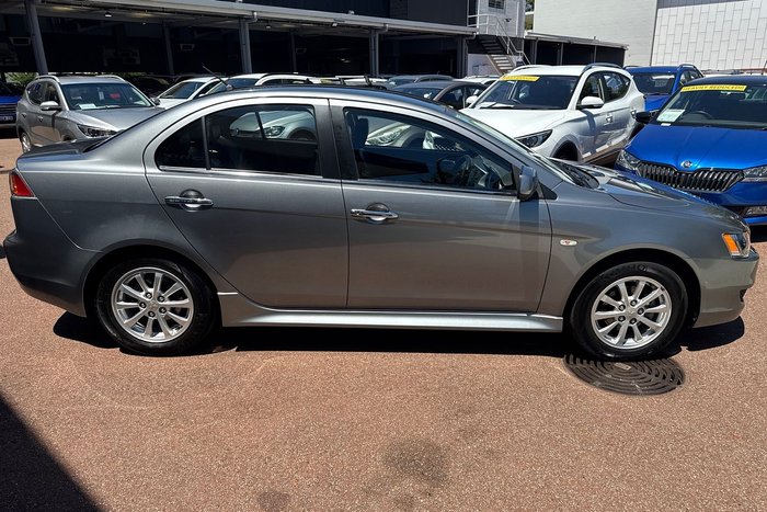 2014 Mitsubishi Lancer LX