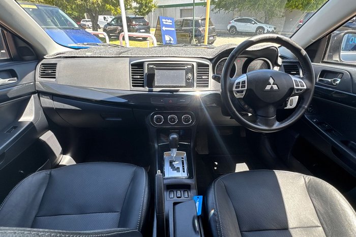 2014 Mitsubishi Lancer LX