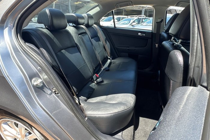 2014 Mitsubishi Lancer LX