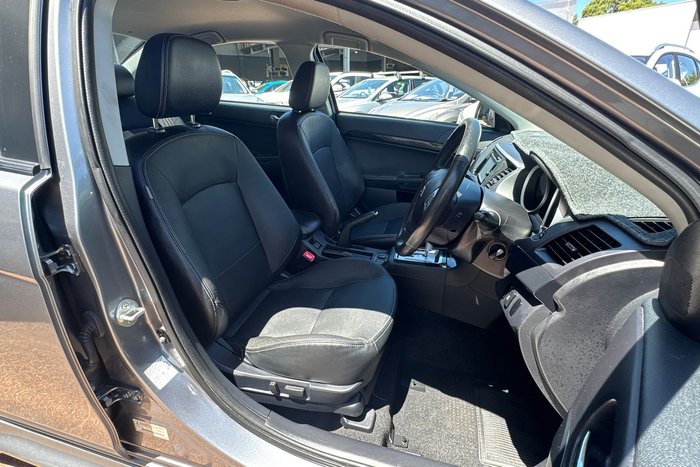 2014 Mitsubishi Lancer LX