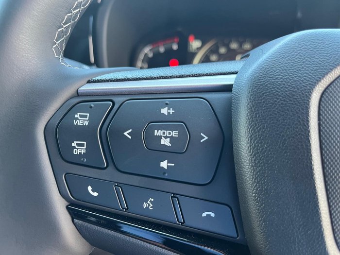 2025 Isuzu MU-X LS-T