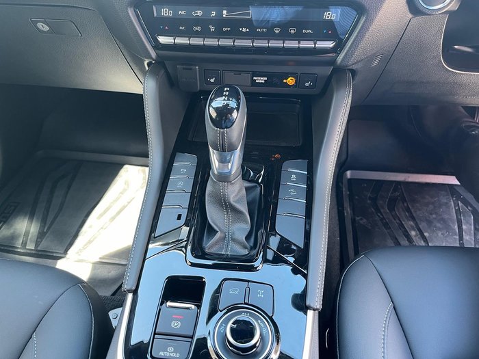 2025 Isuzu MU-X LS-T