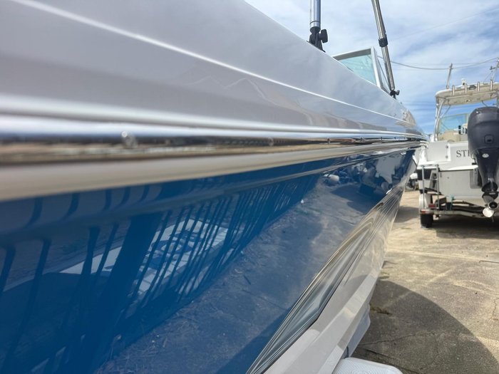 2014 Rinker Captiva 186 BR