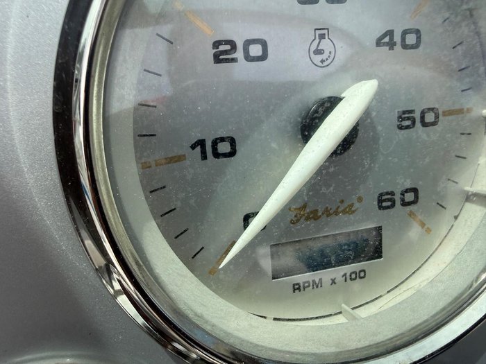 2014 Rinker Captiva 186 BR